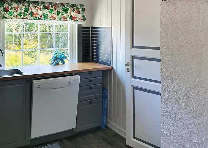 6 Person In Storfosna-by Traum